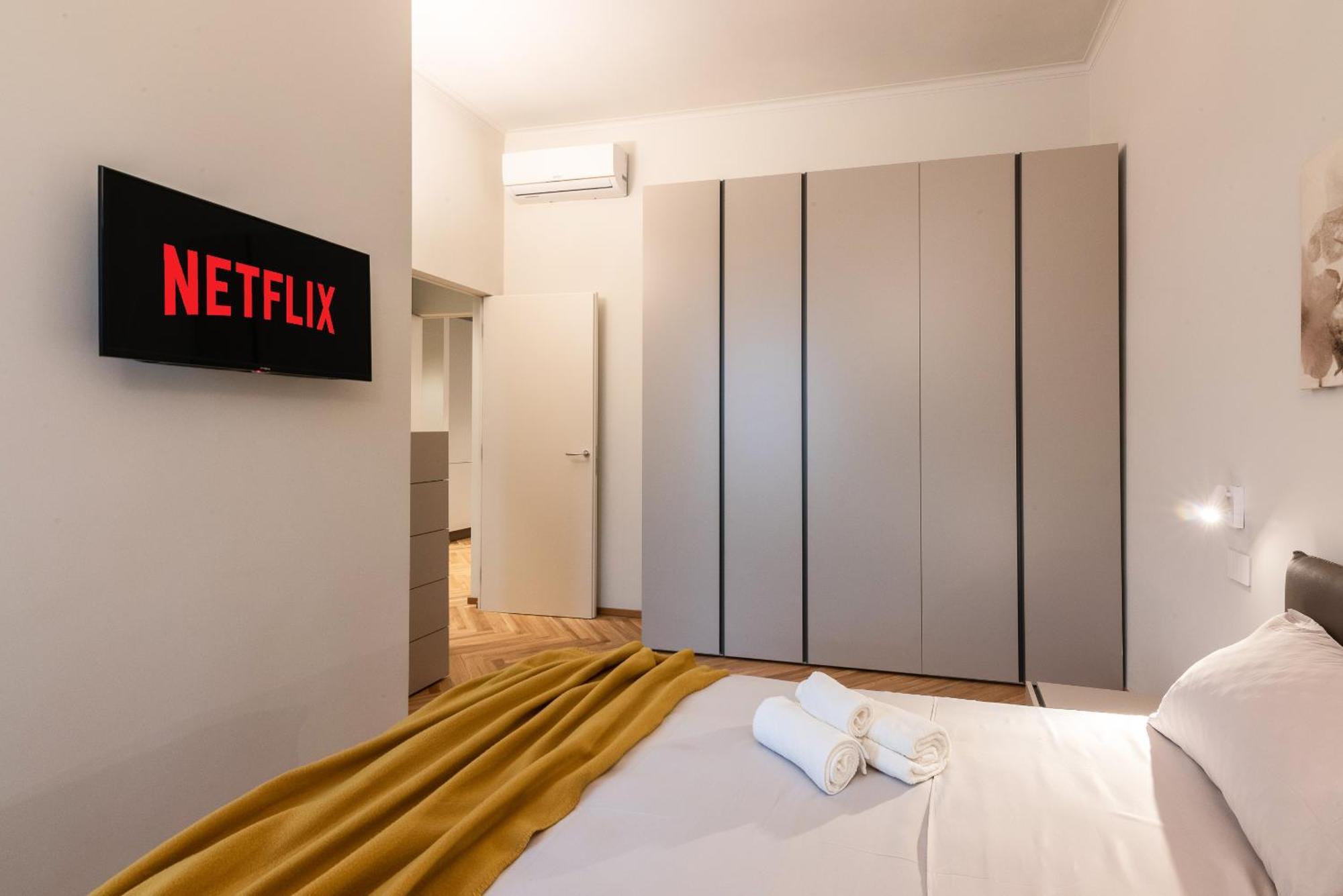 Elegant Design ApartmentDuomo-NavigliA/C E Wi-Fi Milano Esterno foto